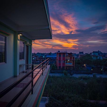 Galaxy Guest House Siddharthanagar Exterior foto