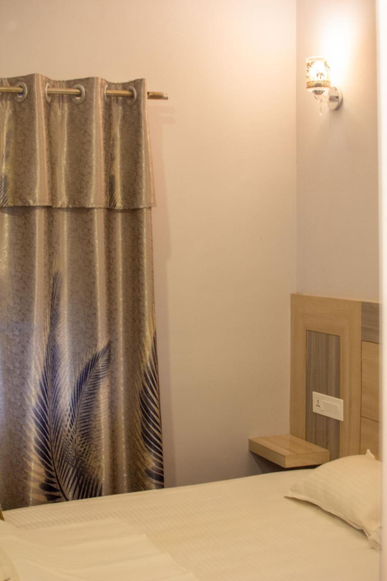Galaxy Guest House Siddharthanagar Quarto foto