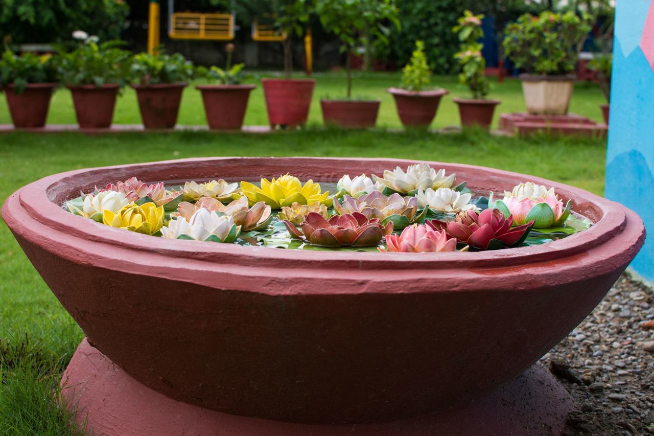 Galaxy Guest House Siddharthanagar Exterior foto