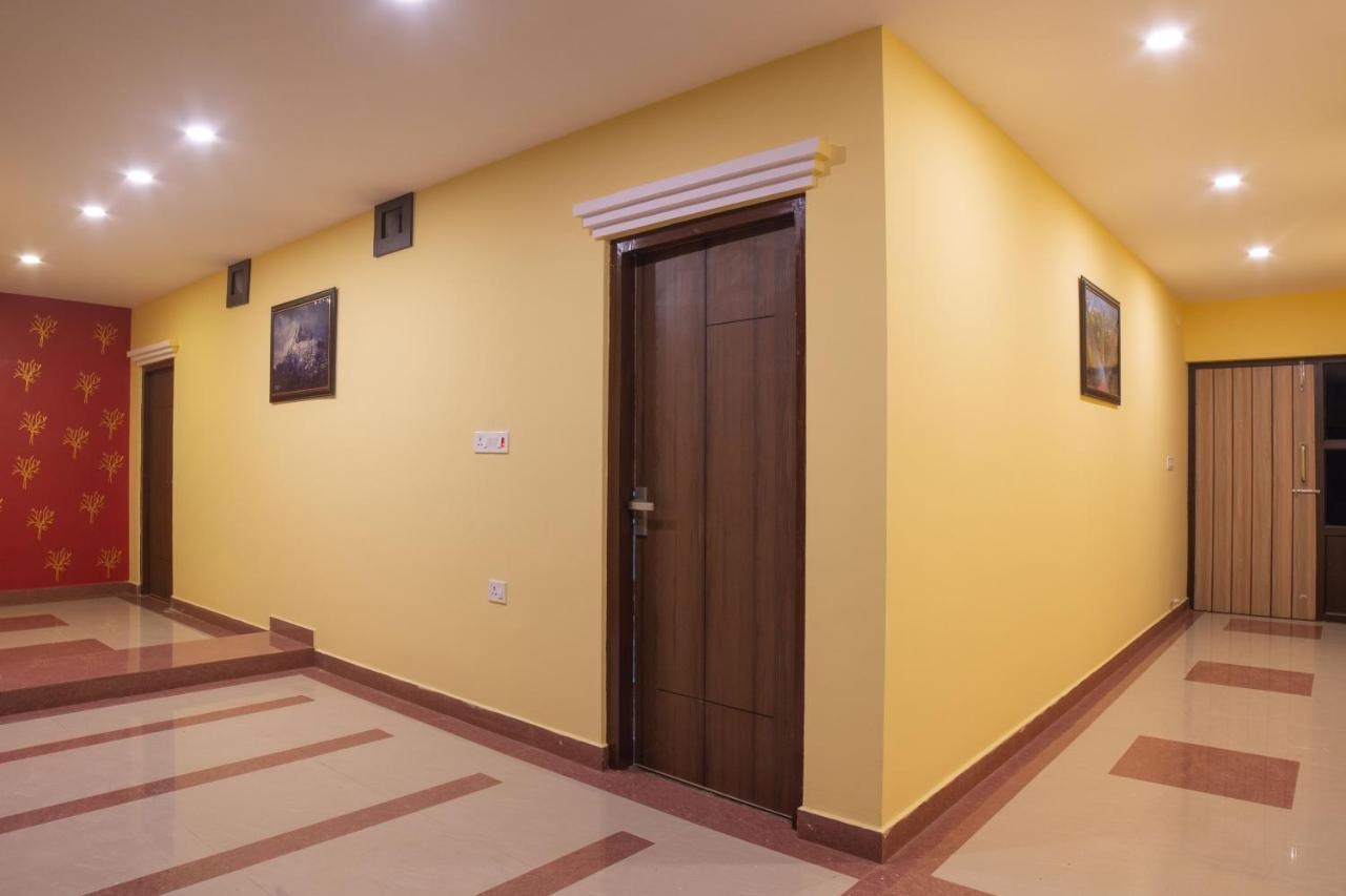 Galaxy Guest House Siddharthanagar Exterior foto